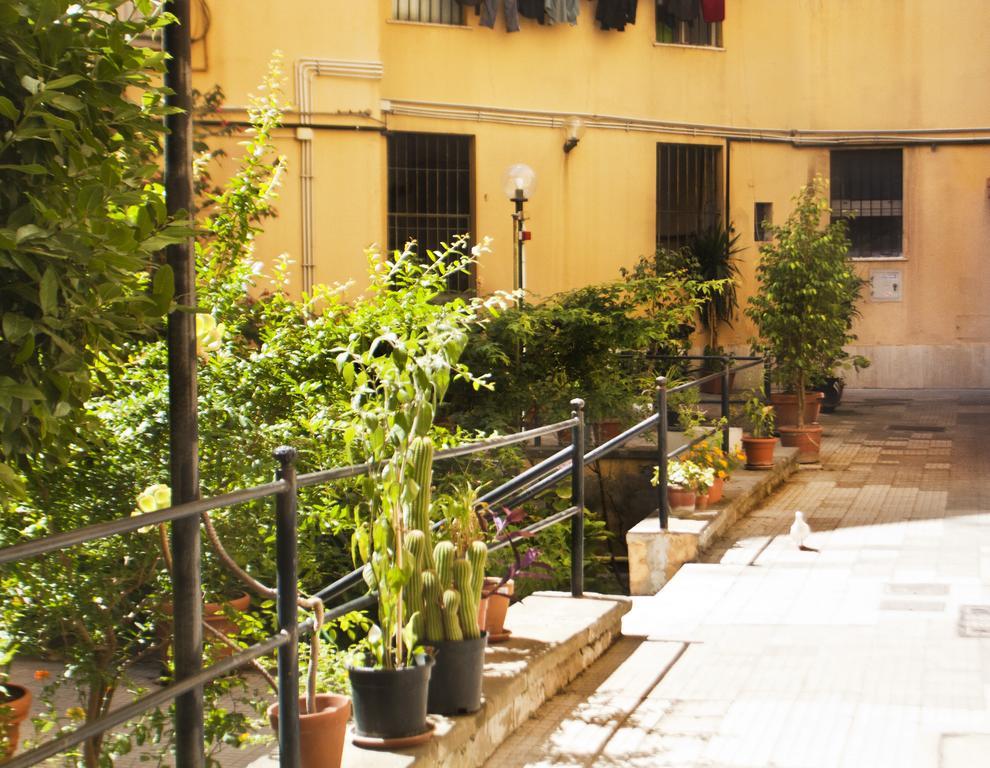 San Lorenzo 42 Rome Extérieur photo